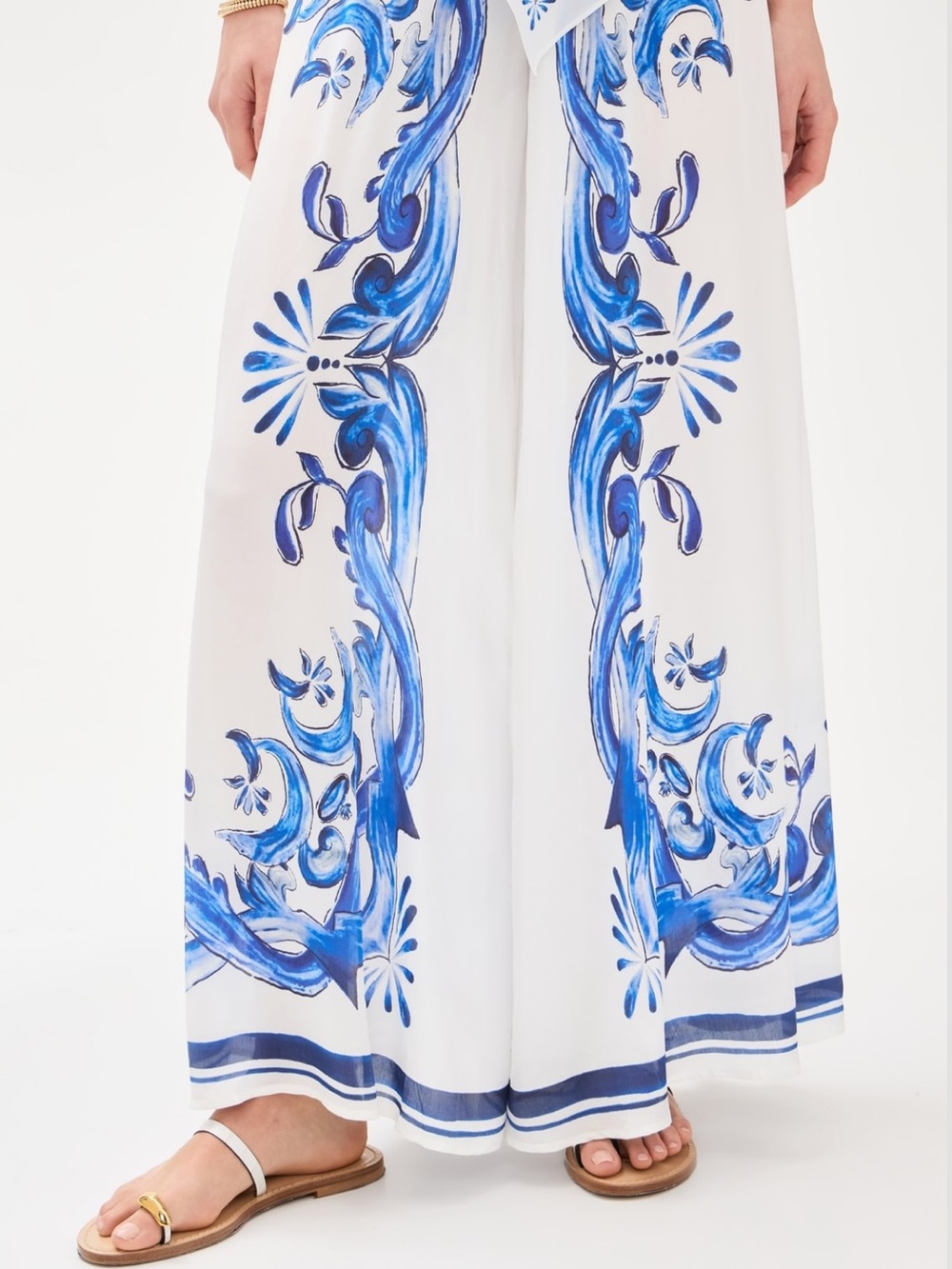 FARM Rio White Wide-Leg Pants with Blue Floral Border - Picture 10 of 13